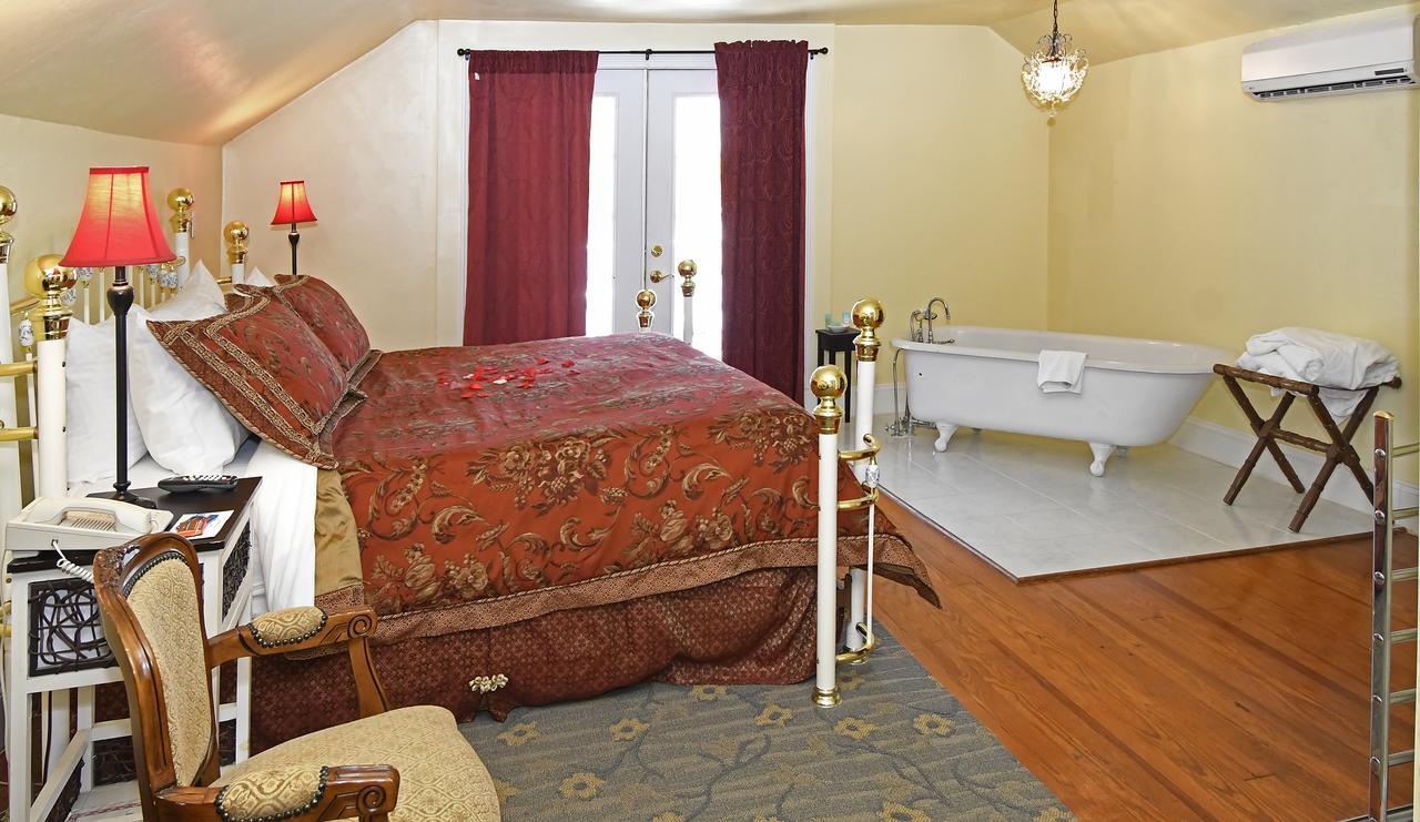 The Country Inn Of Berkeley Springs Ngoại thất bức ảnh